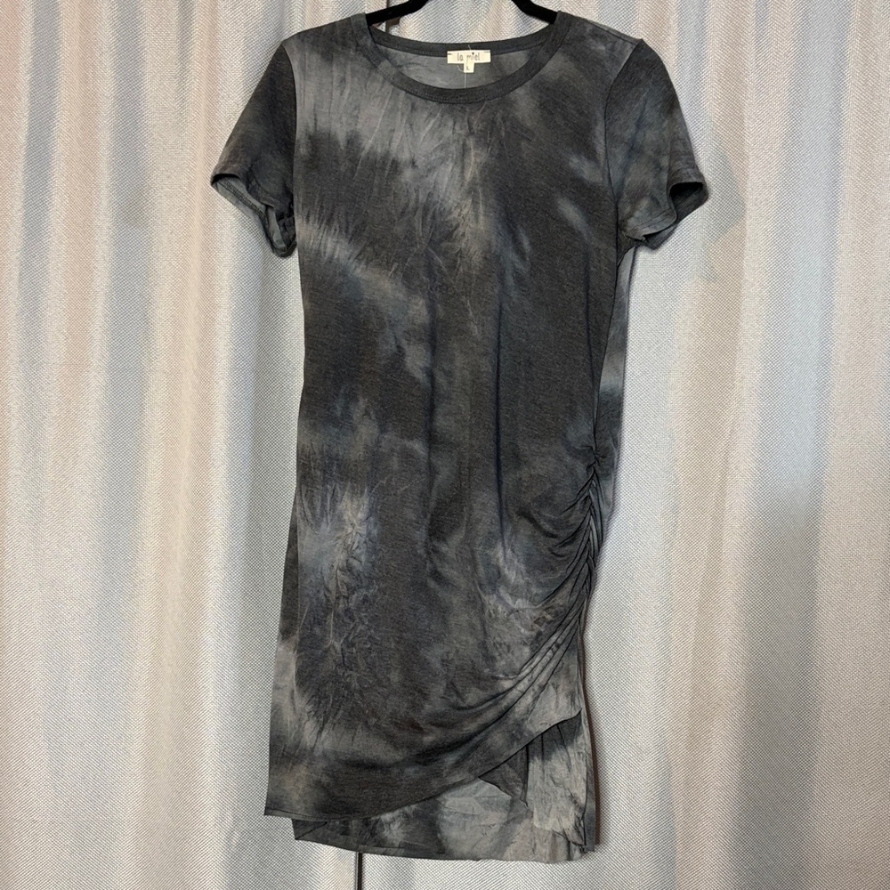 LA MIEL Black & Gray Tie-Dye Side-Ruched Midi Dress